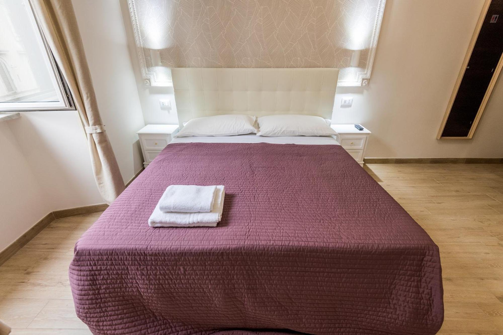 Отель Mirabilia House Рим Экстерьер фото