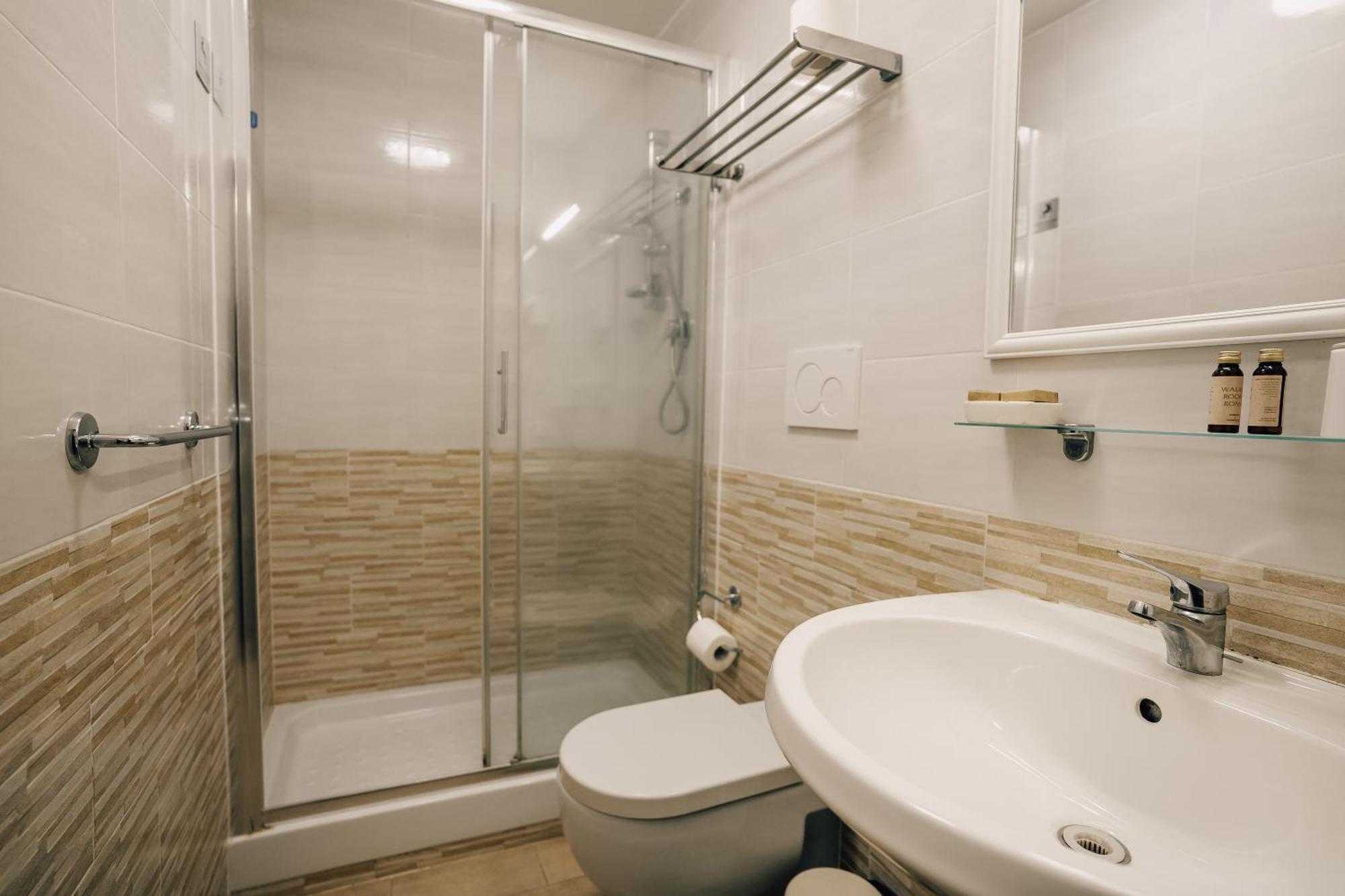 Отель Mirabilia House Рим Экстерьер фото
